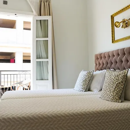 Hotel 9 Muses 3*