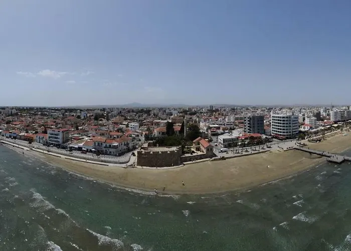 9 Muses Hotell Larnaca