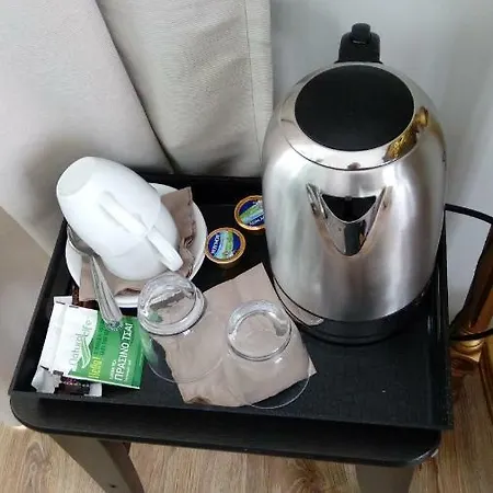 호텔 9 Muses 라르나카