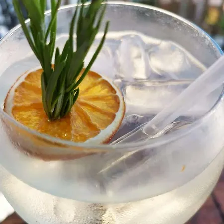 호텔 9 Muses 라르나카